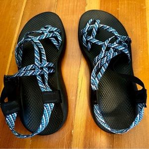New w/o tags. Chaco sandals!!! Never worn.